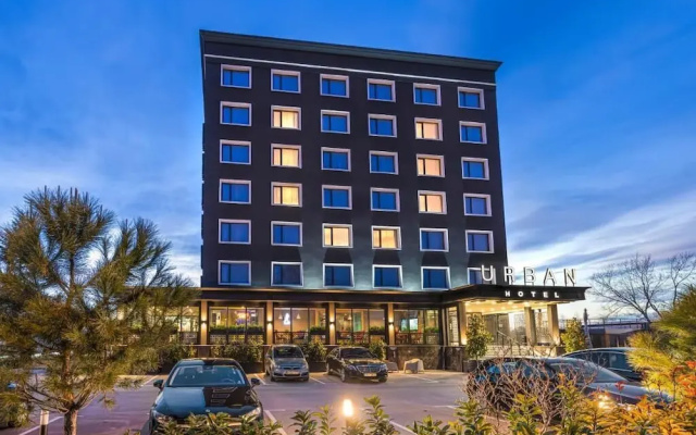 Urban Hotel