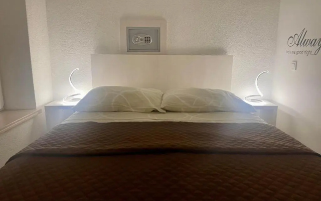 Apartment Secret Life