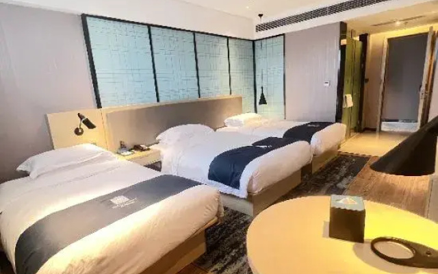 Echarm Hotel Hezhou Avenue