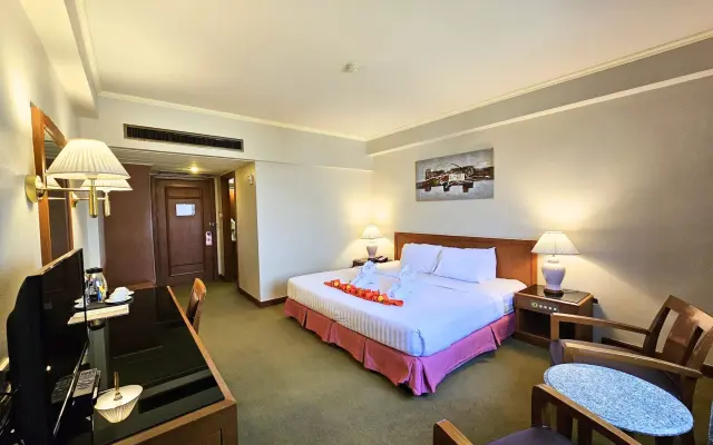 Songphanburi Hotel