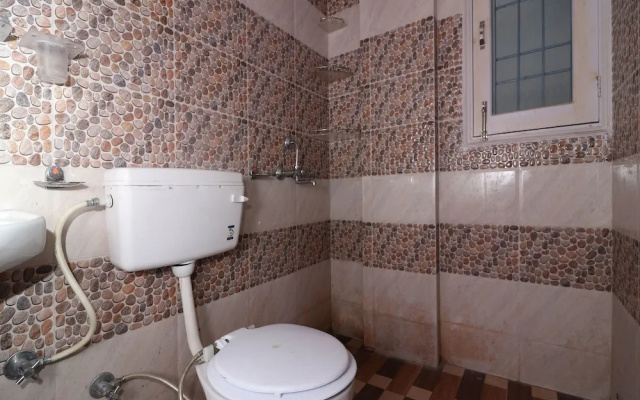 OYO 13421 Home Cozy Hill View 2BHK Chota Shimla