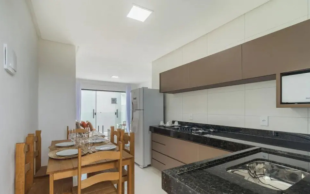 House 2 Bedrooms in Porto-ba Rlr0008