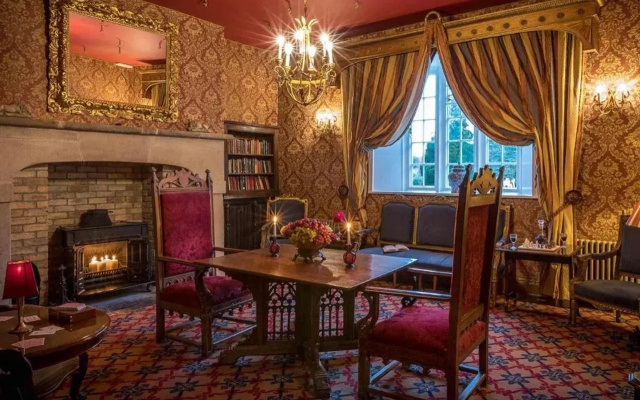 Lough Rynn Castle