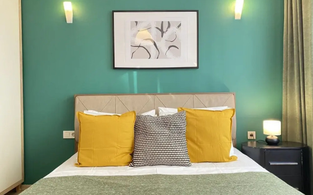 Missafir Sleek and Central Flat in Nisantasi