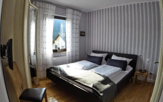 Ferienwohnungen Haus am Würzlaysteig
