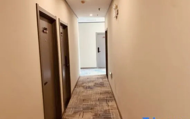 Yiju Hotel (Shijiazhuang Zhonghua North Street Branch)