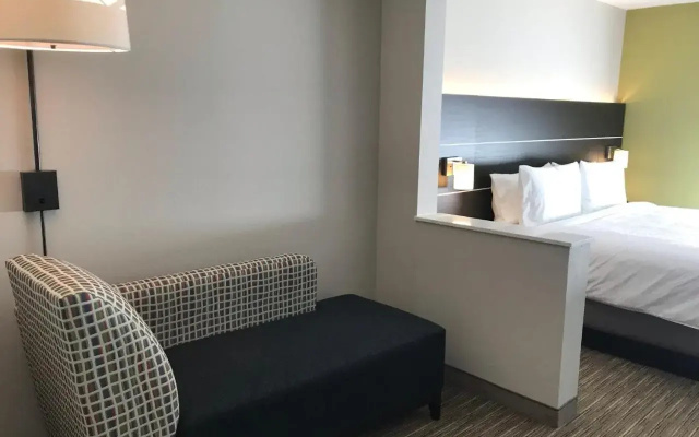 Comfort Inn & Suites Conference Center