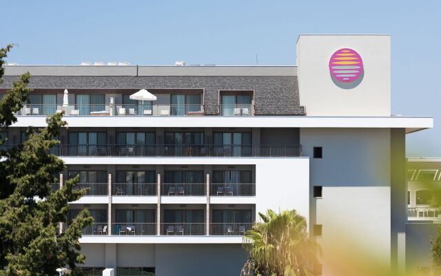 Отель Tui Sensimar Barut Andiz-All Inclusive-Adults Only вид на фасад