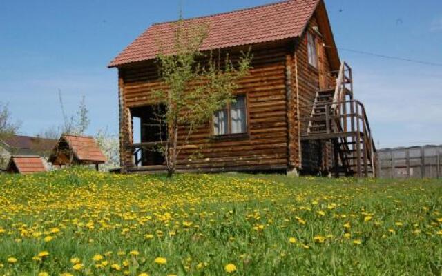 Гостиница Солнечное подворье в Катуни отзывы, цены и фото номеров - забронировать гостиницу Солнечное подворье онлайн Катунь вид на фасад