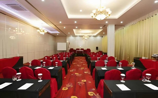 Sindoro Hotel Cilacap by Conary