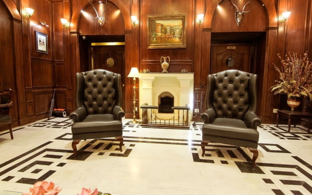 OYO 8771 Hotel Allahabad Regency