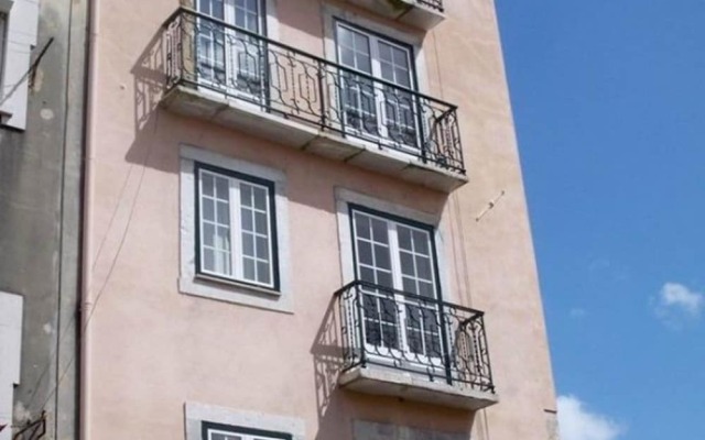 Отель Alfama River Apartments Португалия, Лиссабон - отзывы, цены и фото номеров - забронировать отель Alfama River Apartments онлайн вид на фасад
