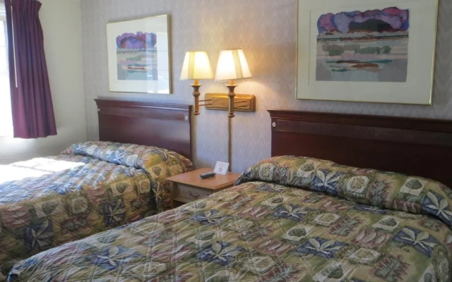 Economy Inn of Bloomington