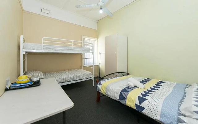 Victoria Park Lodge - Hostel