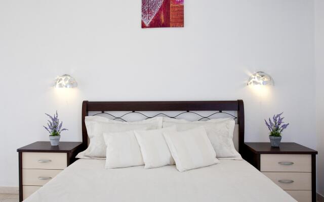 Отель The Best Studios & Rooms комната для гостей