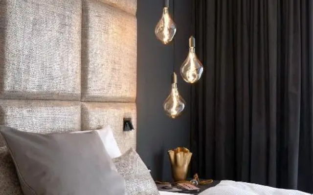 THE Newsha Signature Home