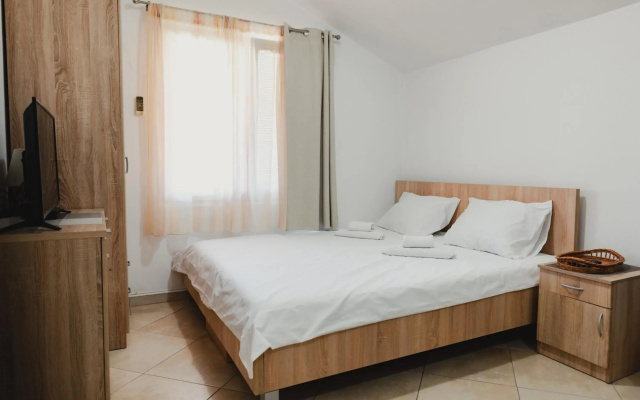 Apartments Djukic