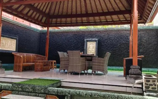 Dharma Homestay