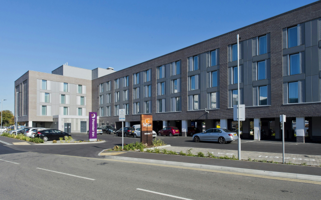 Premier Inn London Hayes Heathrow - Hyde Park