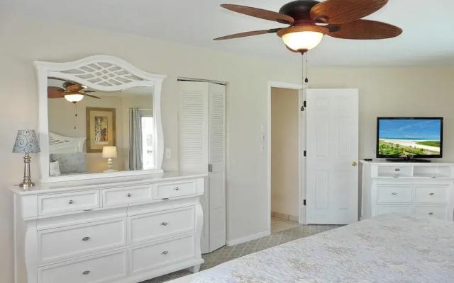 1268 Balboa Court
