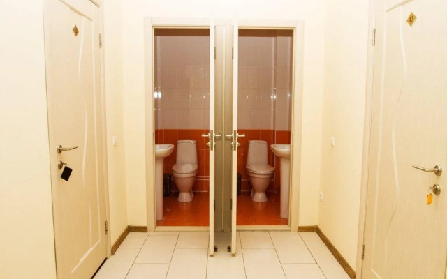 Check Inn Hotel&Hostel
