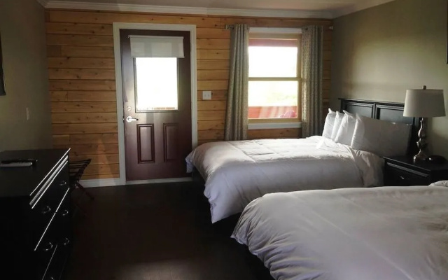 Glenora Inn & Distillery