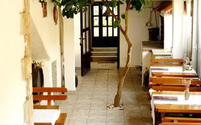 Adel - 70 m from beach - SA3(2)