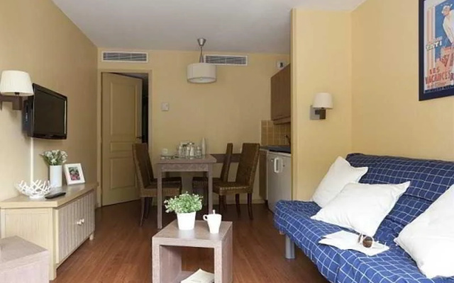 Residence Le Cannes Beach
