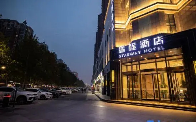 Starway Hotel (Zhengzhou Songshan Road Erqi Wanda)
