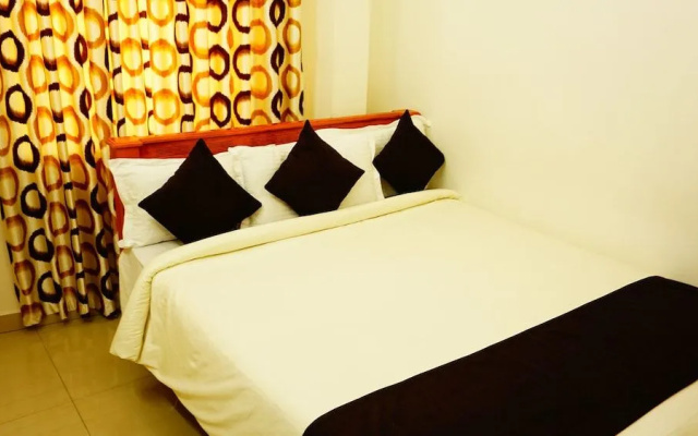 Thayamkery's Royal inn