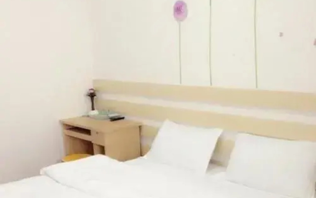 Xiangyue College Hotel