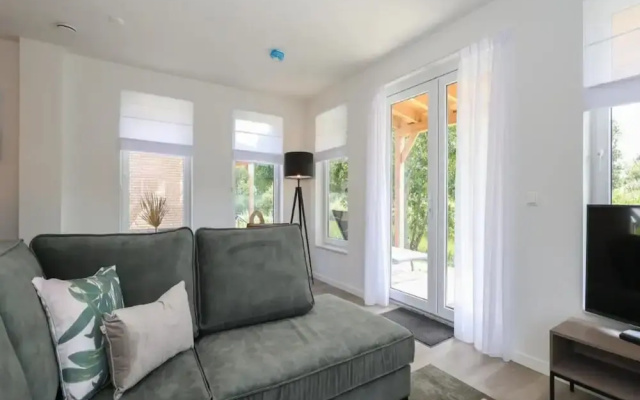 Holiday Home in Simonshaven Near Lake Beach