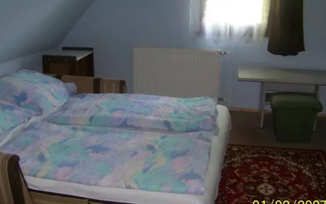 Aqua Termál Camping, Vendégházak