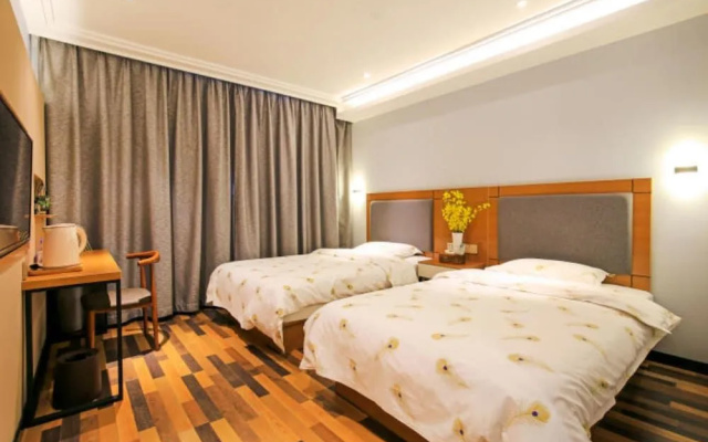 Lemmy Hotel (Guilin Two Rivers & Four Lakes Elephant Trunk Hill Branch)