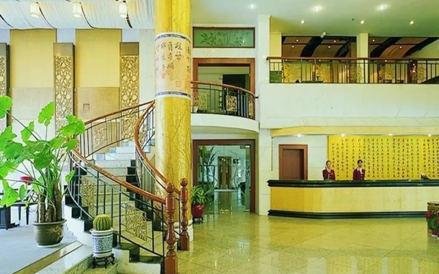 Yuanzheng Lingfeng Hotel