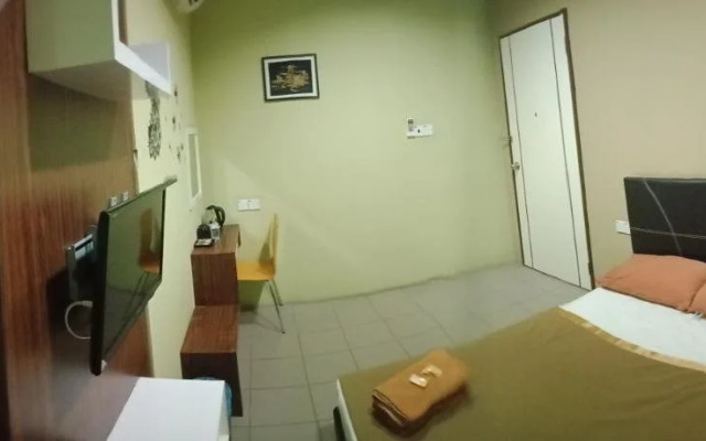 Aira Hotel