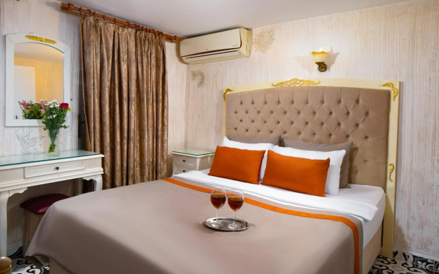Alhambra Apart Hotel