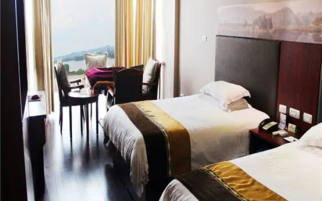 Yijing Business Hotel