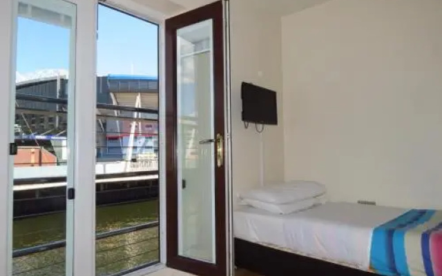 NosDa Studio Hostel