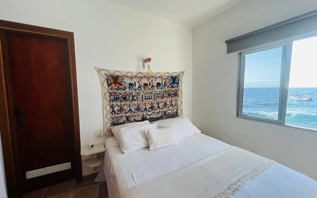 Maravillosas vistas al mar "Primera Línea" Apartamentos Can Toca - Seahouses