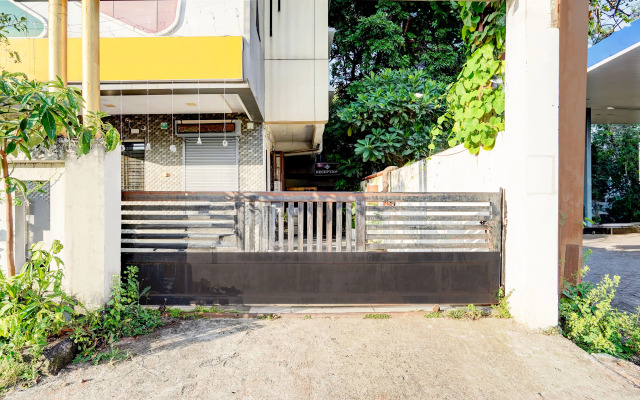 Deluxe Katol Road Friends Colony