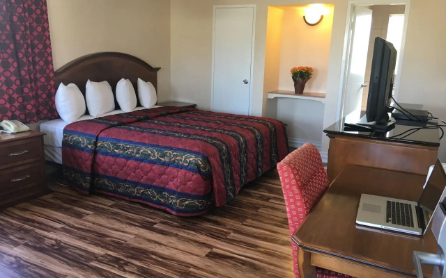 Civic Center Motel