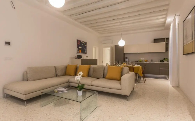 Ca' Rossini 1 Apartment
