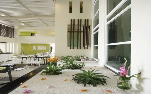 Sala@ Hua Hin Service Apartment and Hotel