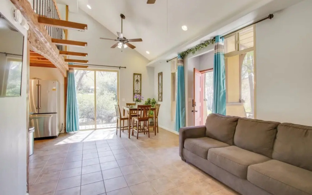 Walk to Riverfront Beach: Kernville Escape