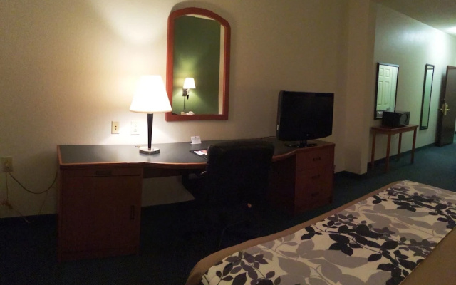 Sleep Inn & Suites