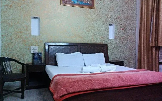 Hotel Silver Bell
