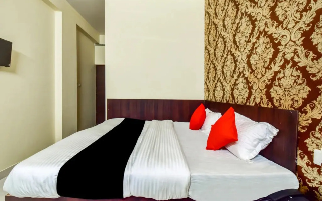 Hotel Radhika Royal by OYO Rooms