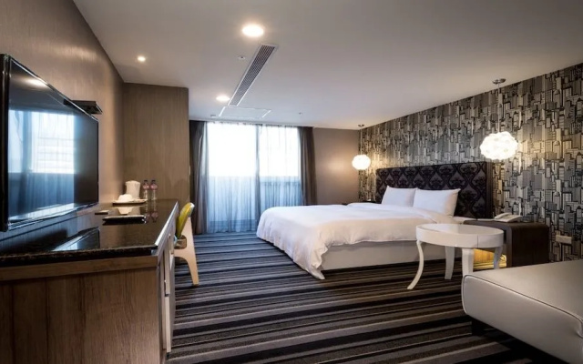 Jung Zaw Business Hotel