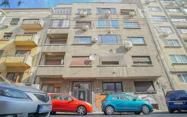 CN2i Luxury Accommodation Cismigiu